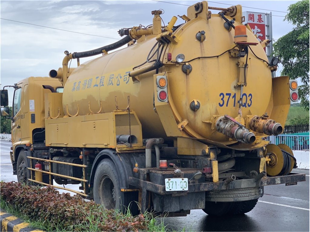 特殊車輛-吸泥車